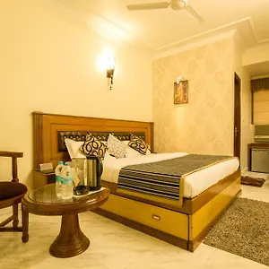 3* Hotel The C Park Karol Bagh Homely Atmosphere