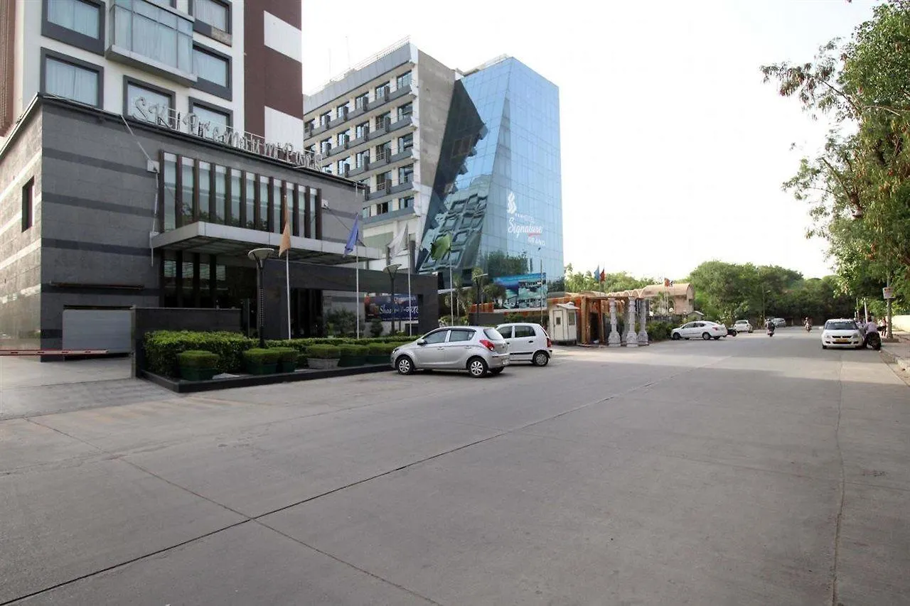 S.K Premium Park Hotel New Delhi