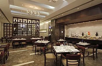 S.K Premium Park Hotel New Delhi 4*,